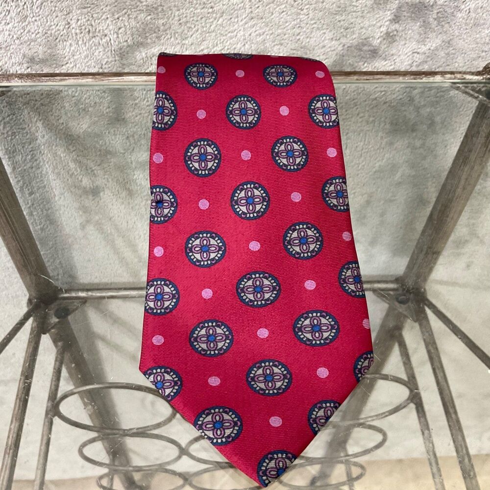 Valentino Cravatte silk necktie Red Blue stained glass Medallion Foulard Italy